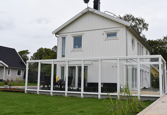 Lokal bullerskyddssk�rm